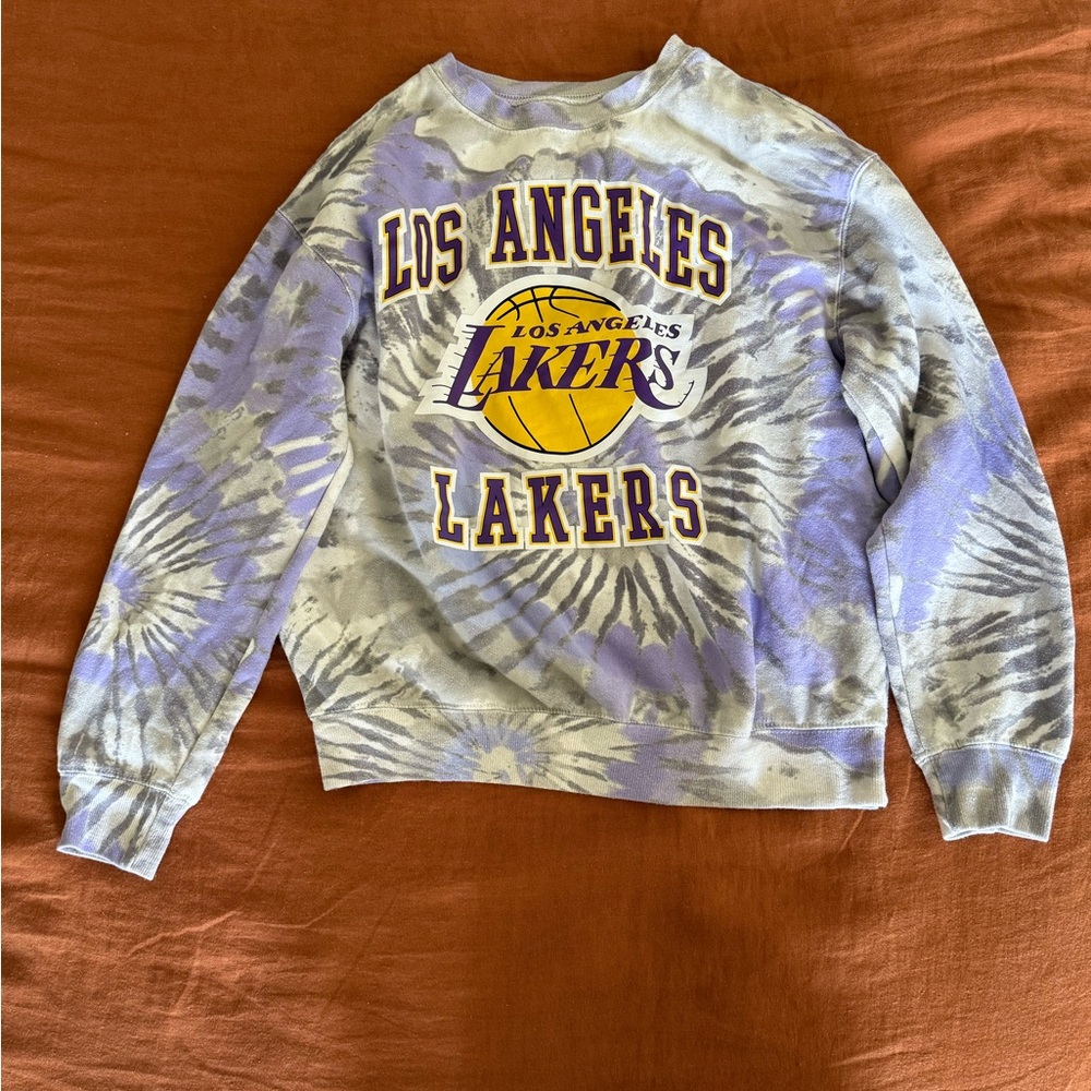 Hybrid & Company Purple and Yellow Graphic Sweatshirt